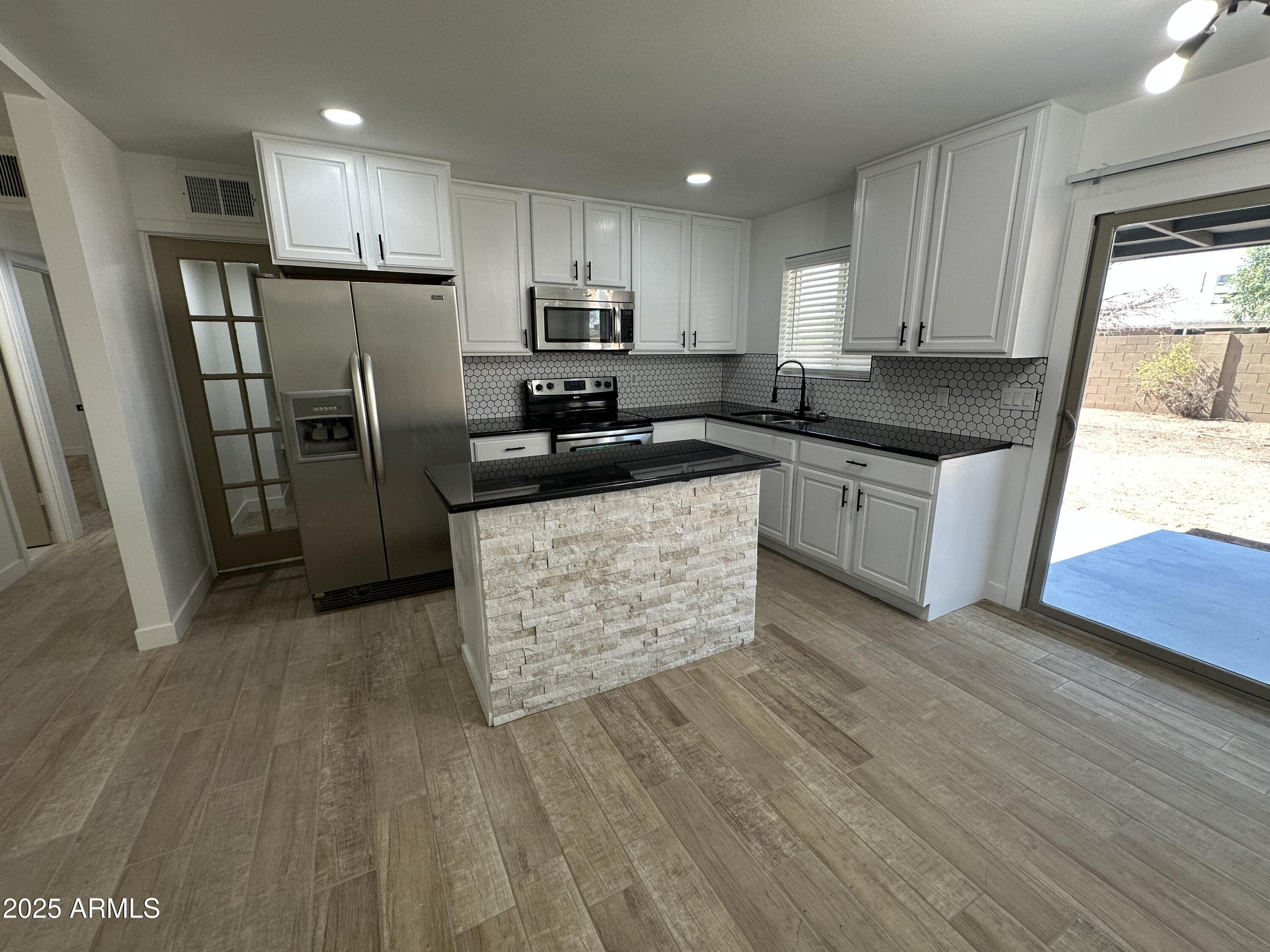 3614 W LAS PALMARITAS Drive