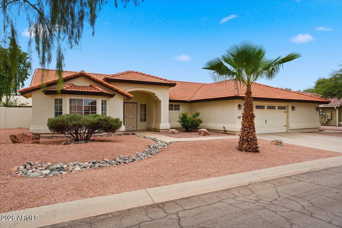 1230 E CLEARVIEW Drive