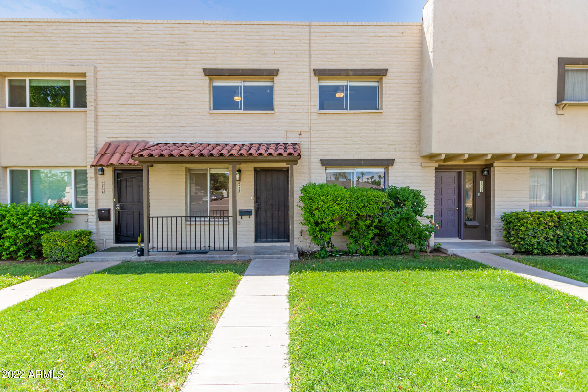 6925 E OSBORN Road D