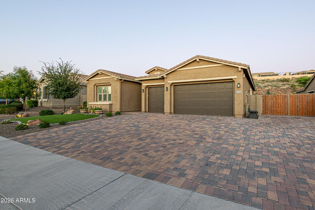 Photo of 26261 N 106th Drive, Peoria, AZ 85383 (MLS # 7027585)