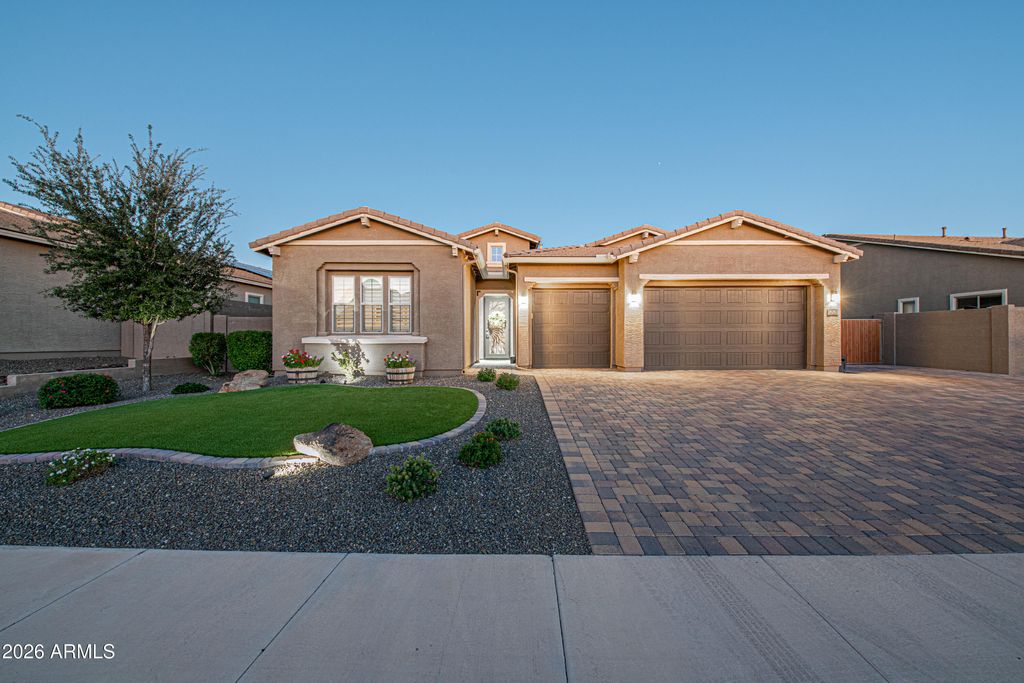 Photo of 26261 N 106th Drive, Peoria, AZ 85383 (MLS # 7027585)