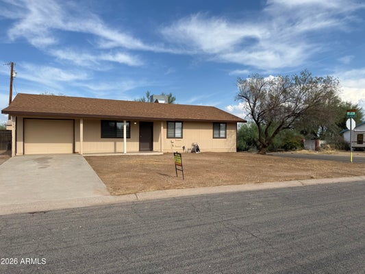 356 PERETZ CIR, MORRISTOWN, AZ 85342 - Image 95954e6cbed05fe23b414fb2974b4c8e/2809061965