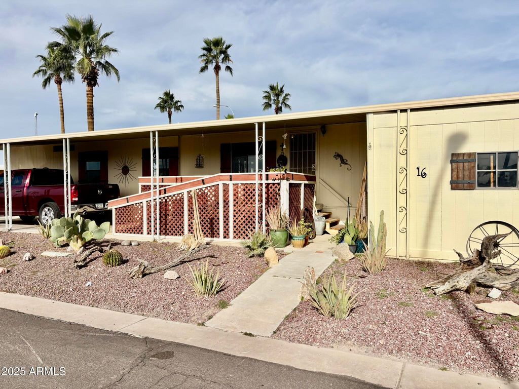 Photo of 980 E Broadway Avenue #16, Apache Junction, AZ 85119 (MLS # 6960714)