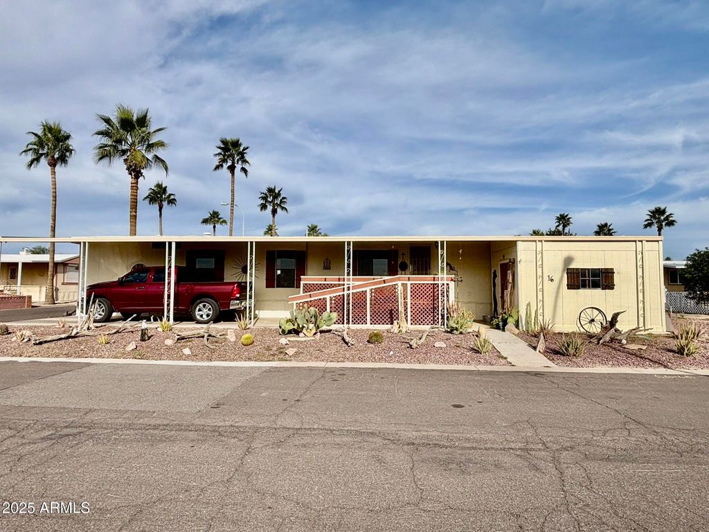 Photo of 980 E Broadway Avenue #16, Apache Junction, AZ 85119 (MLS # 6960714)