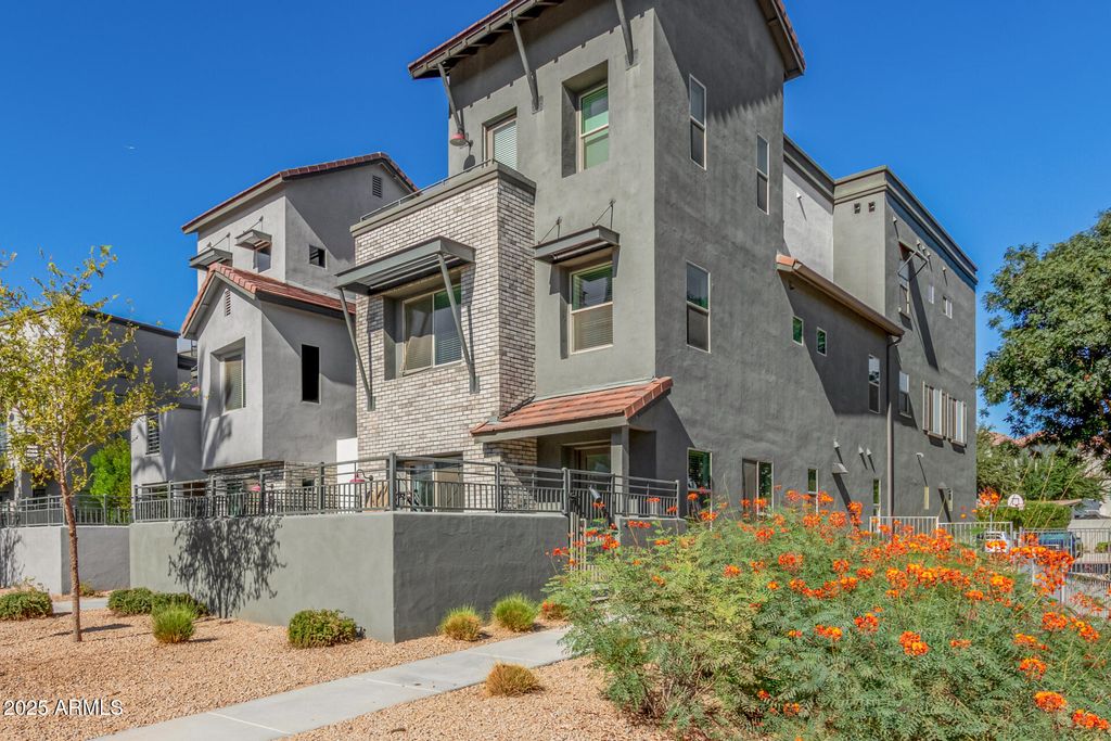 Photo of 300 N Gila Springs Boulevard #144, Chandler, AZ 85226 (MLS # 6928951)