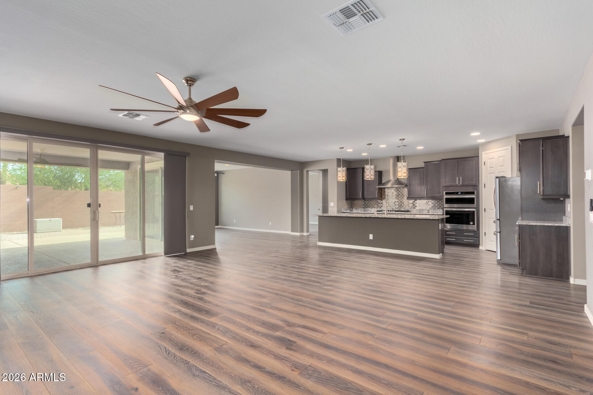 27025 N 69th