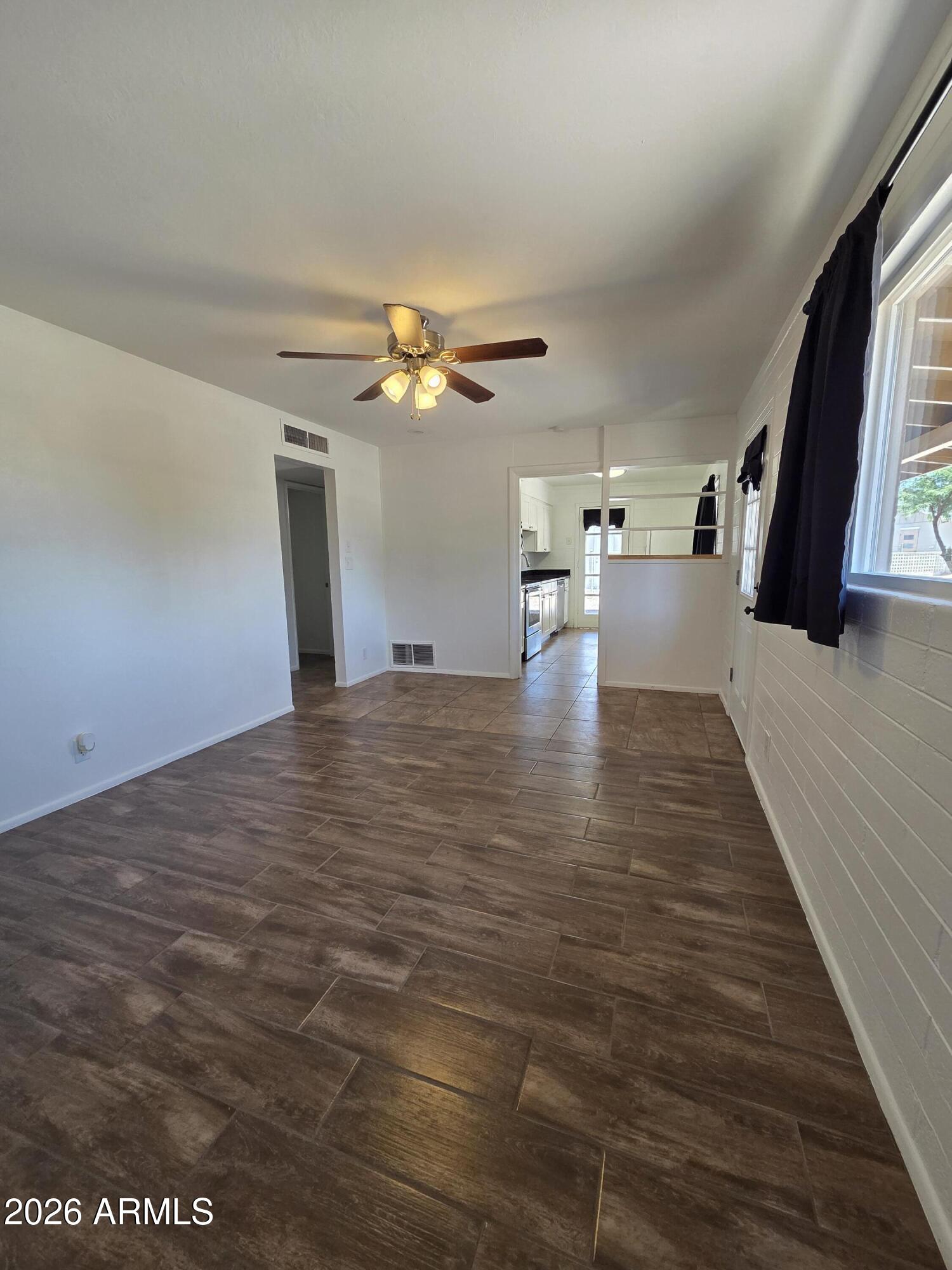 336 S WEAVER Drive