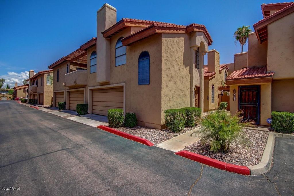 Photo of 5640 E Bell Road #1014, Scottsdale, AZ 85254 (MLS # 6935654)