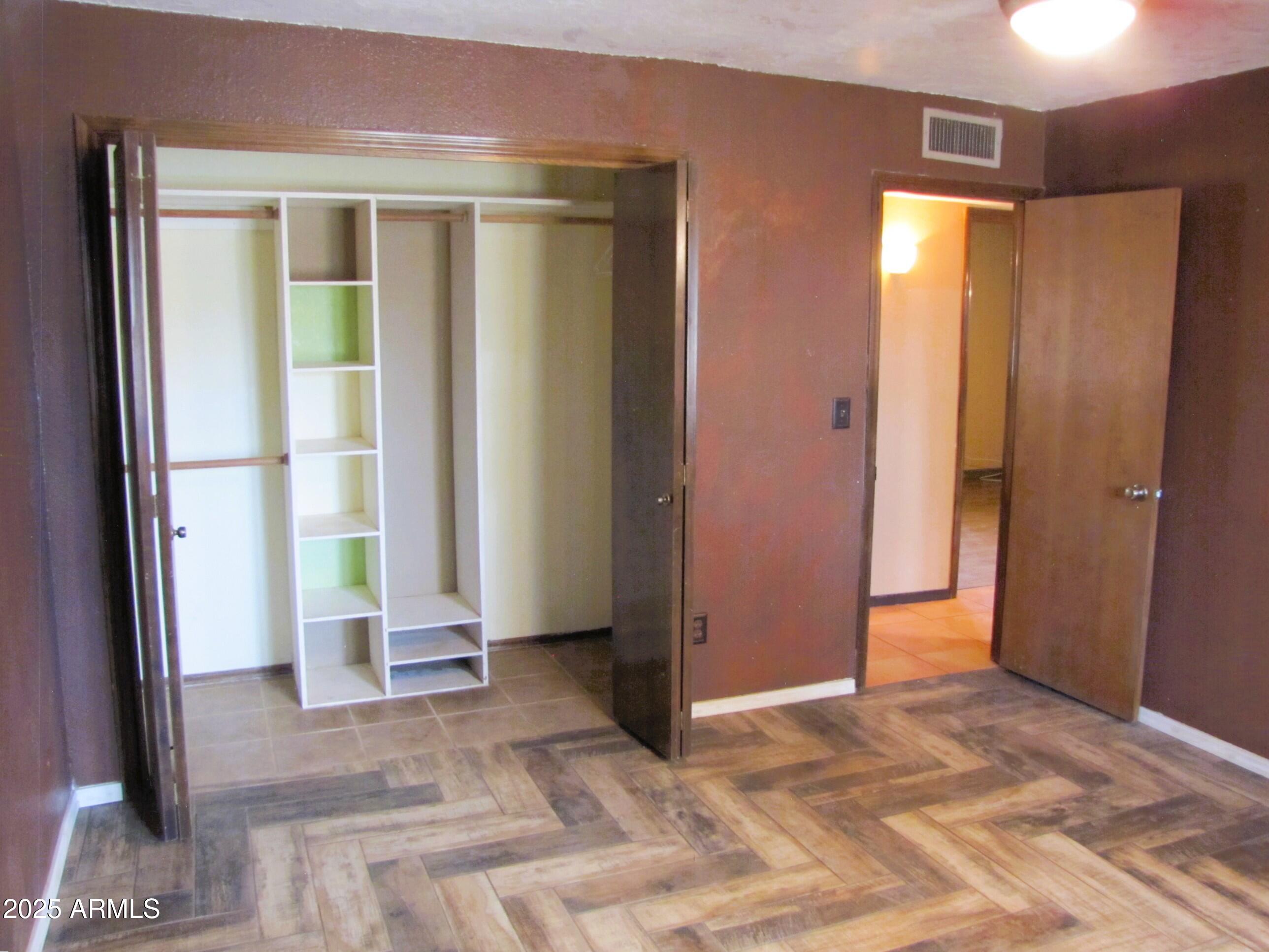 TRACT 110 SUB - Residential Lease