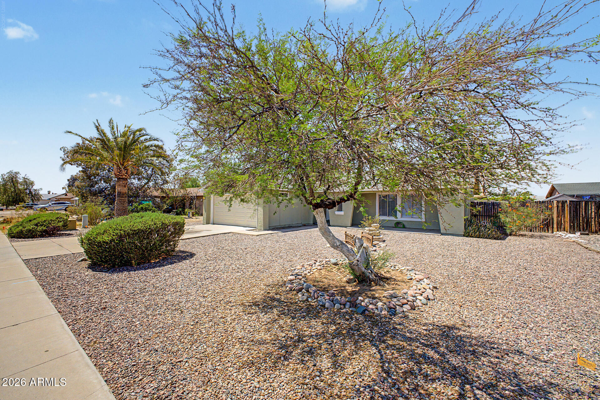 8626 W LAWRENCE Lane