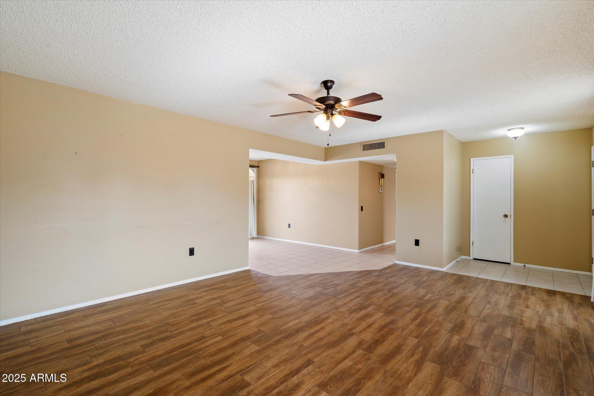 10528 W TUMBLEWOOD Drive