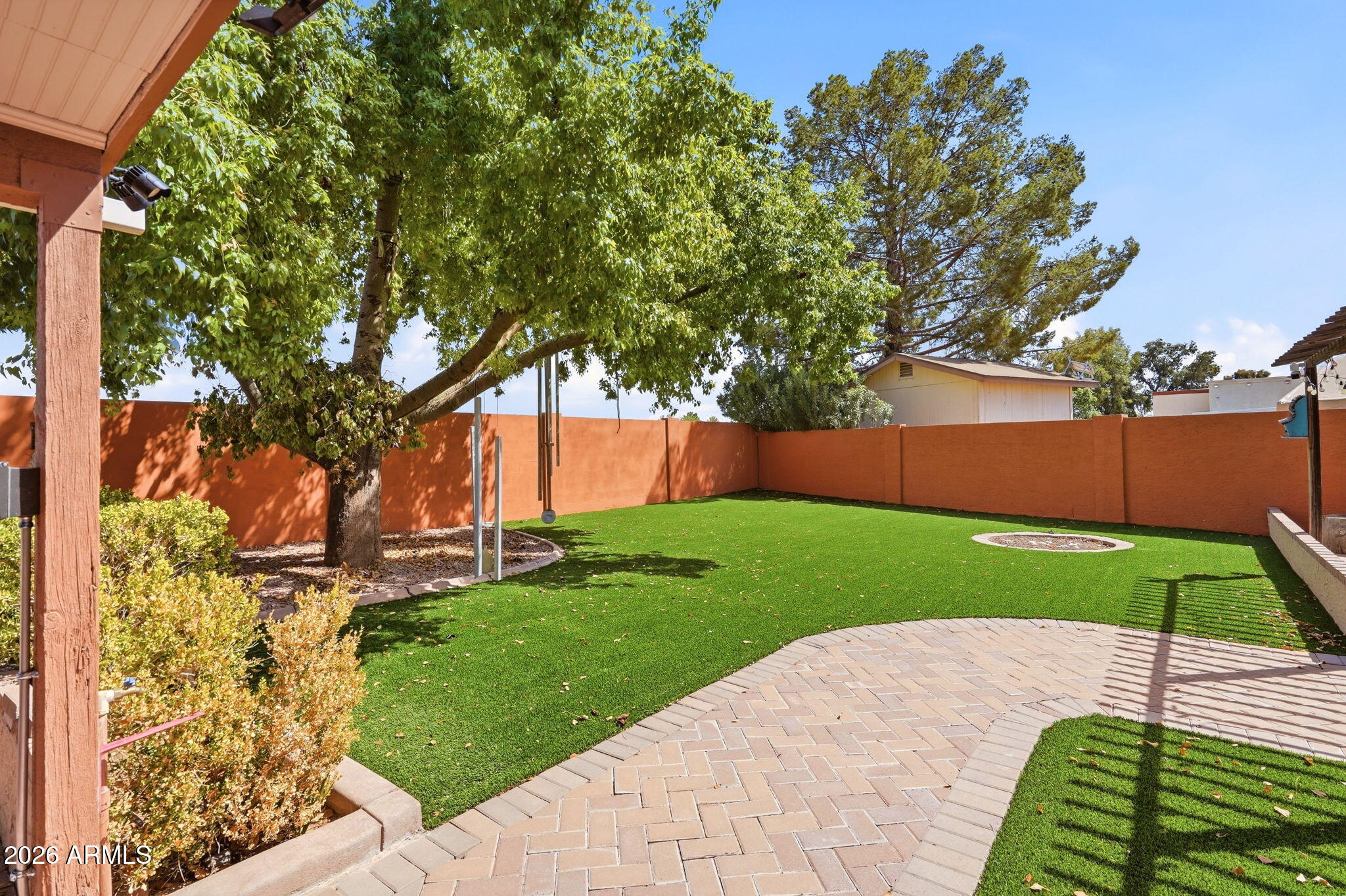 5334 W ONYX Avenue