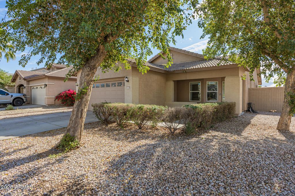 Photo of 11729 W Jefferson Street, Avondale, AZ 85323 (MLS # 6986473)