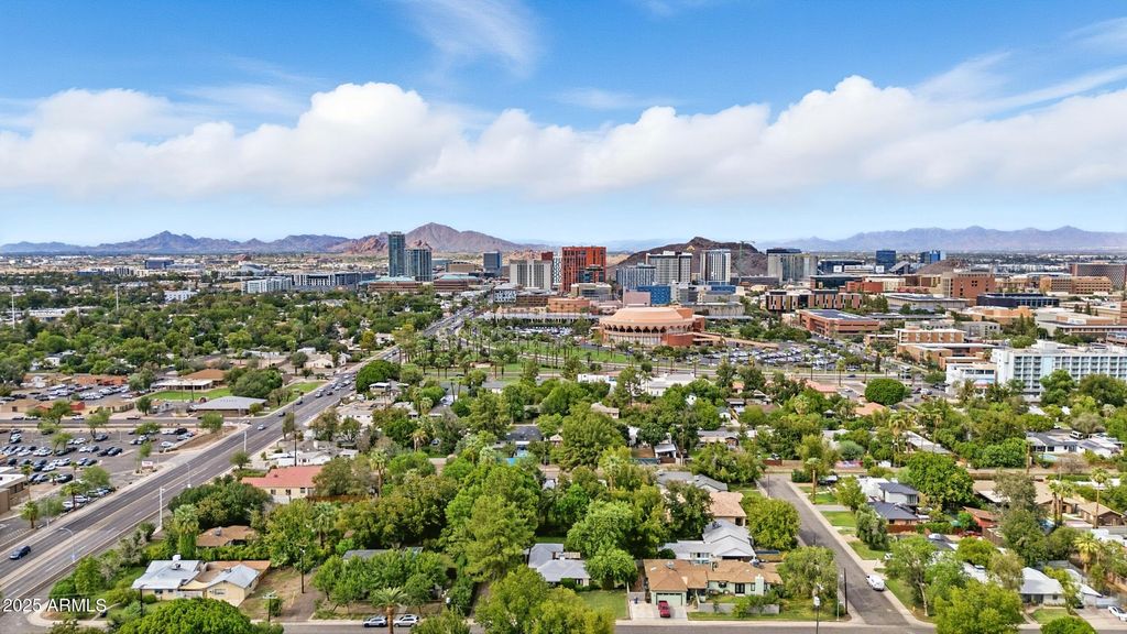 Photo of 22 E 15th Street E, Tempe, AZ 85281 (MLS # 6907398)