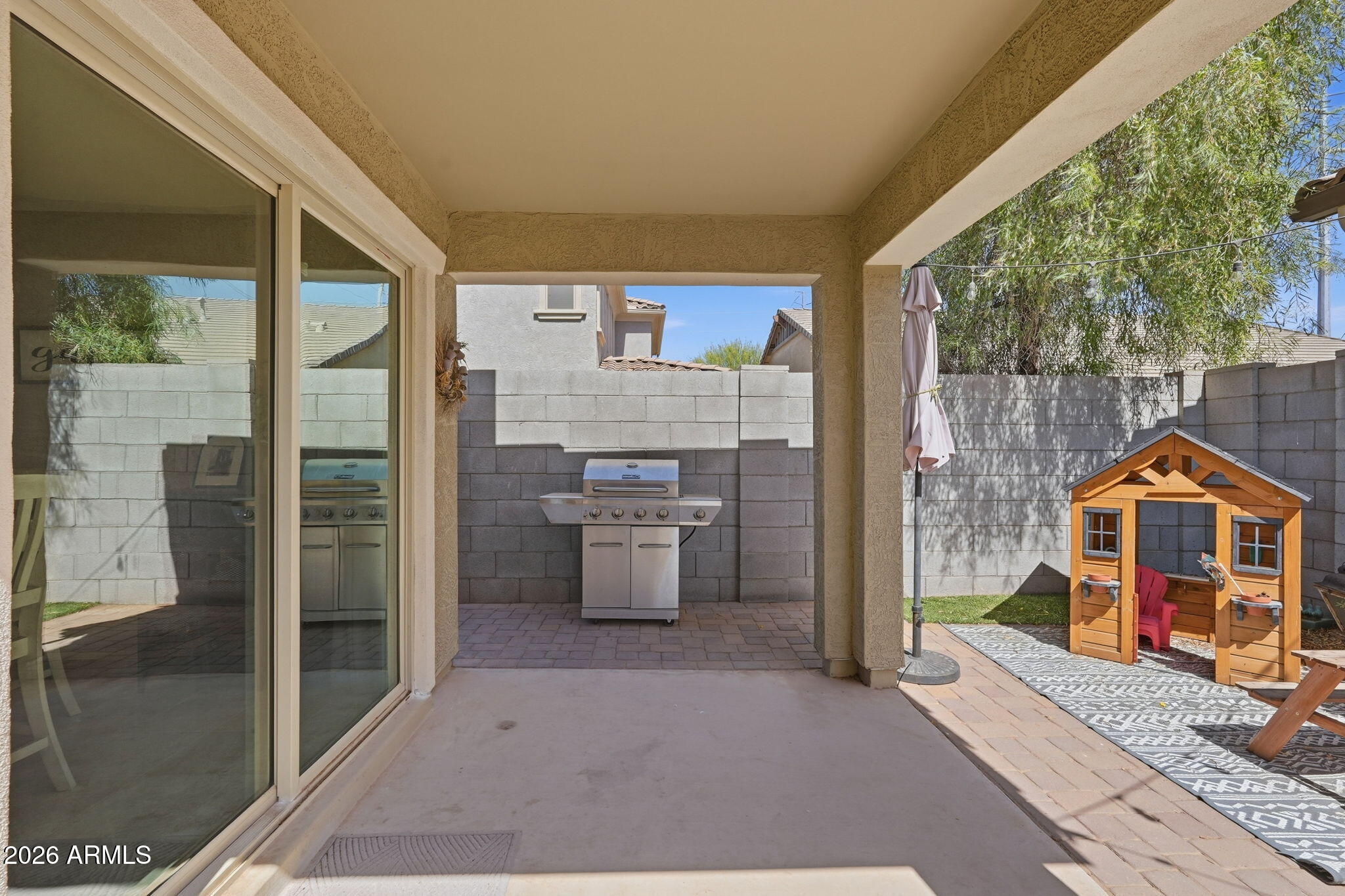 DAHLIA POINTE - Residential