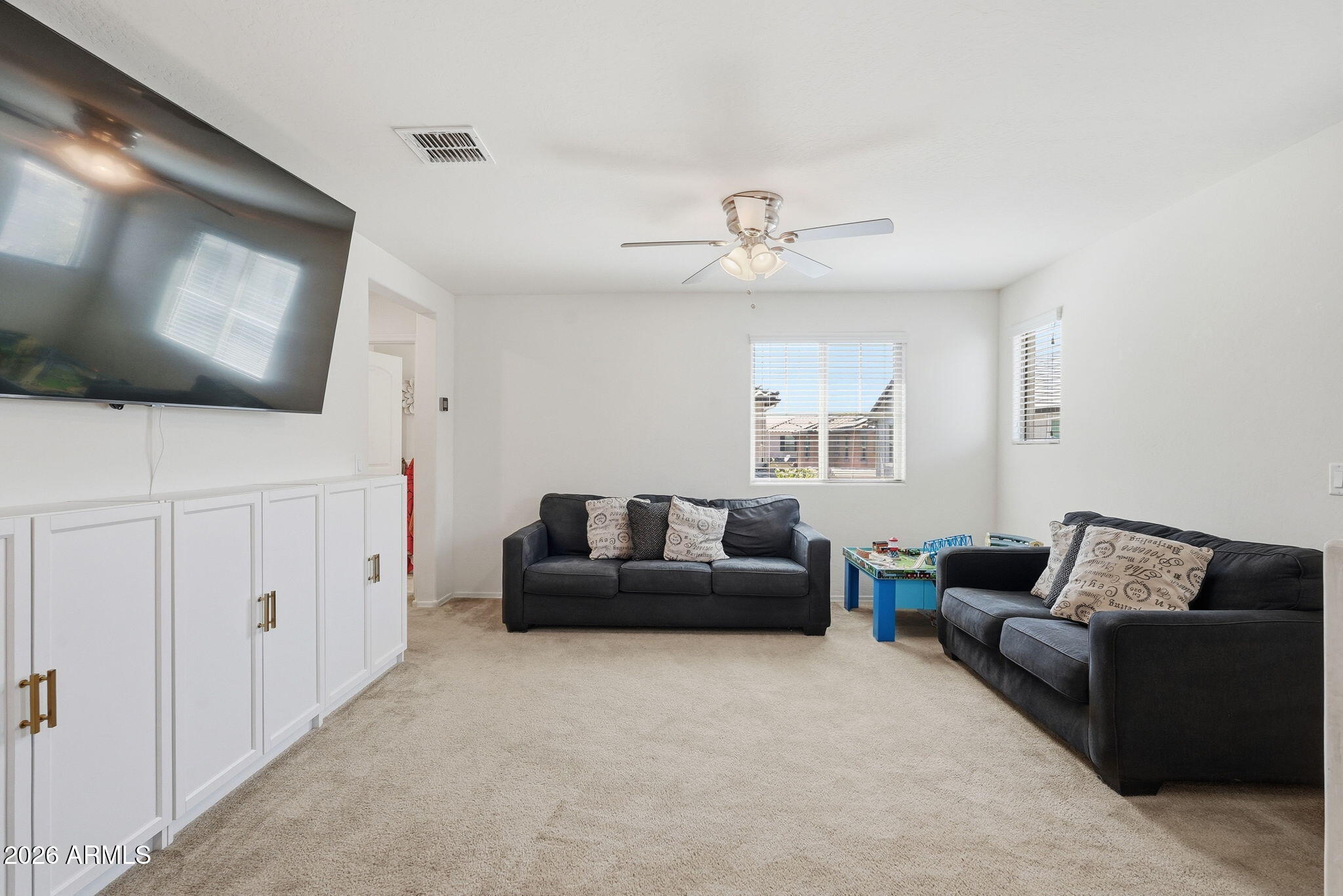 DAHLIA POINTE - Residential
