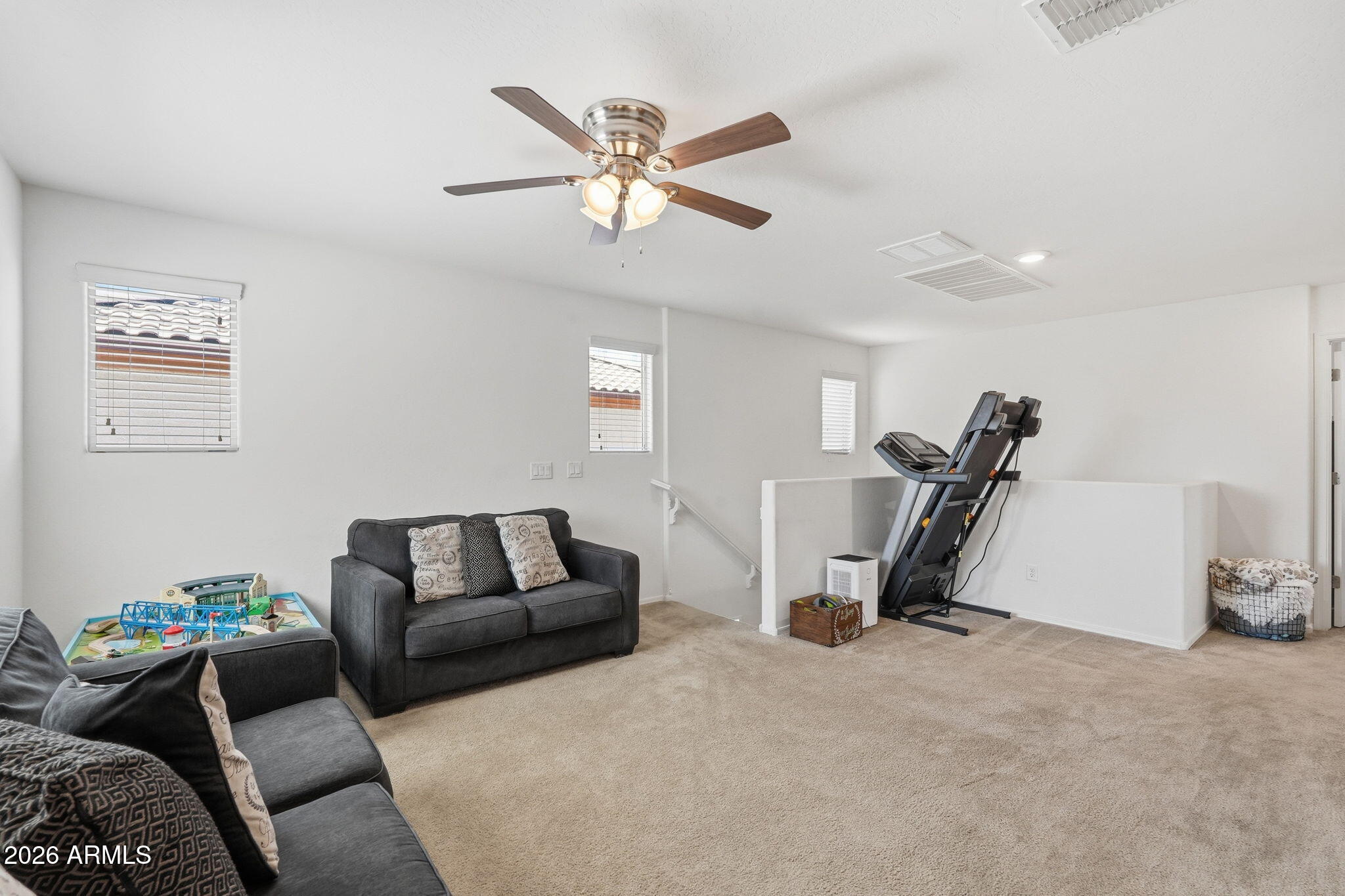 DAHLIA POINTE - Residential