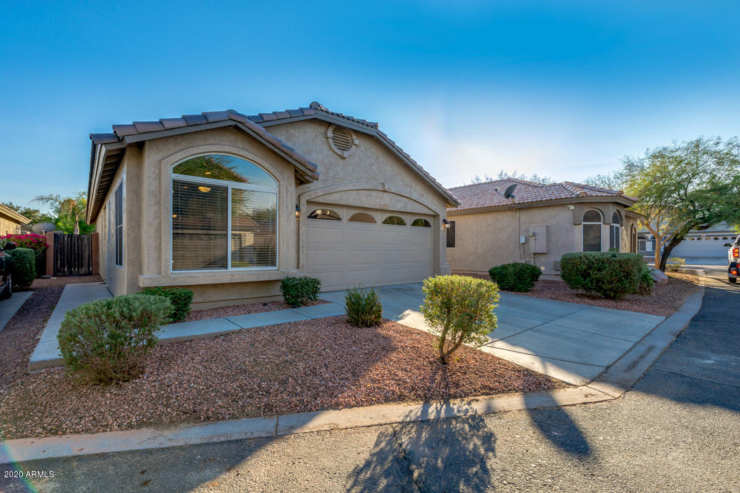 15703 N 33rd Place