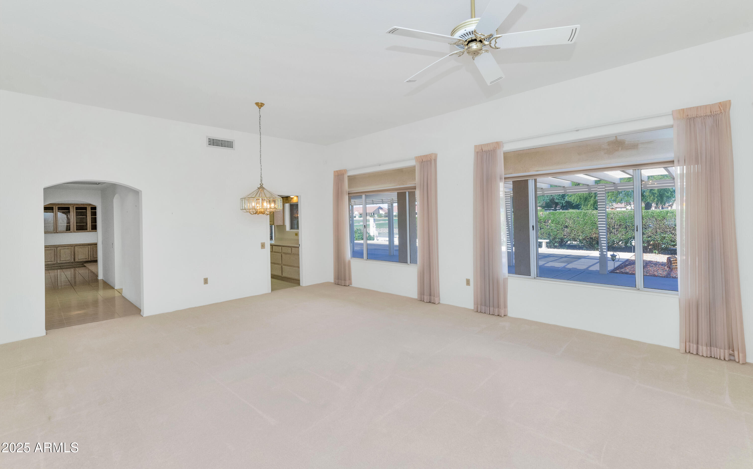 14102 W WHITEWOOD Drive