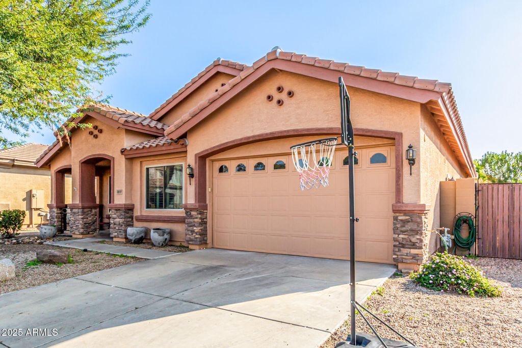 Photo of 2833 E Cobalt Street, Chandler, AZ 85225 (MLS # 6954814)