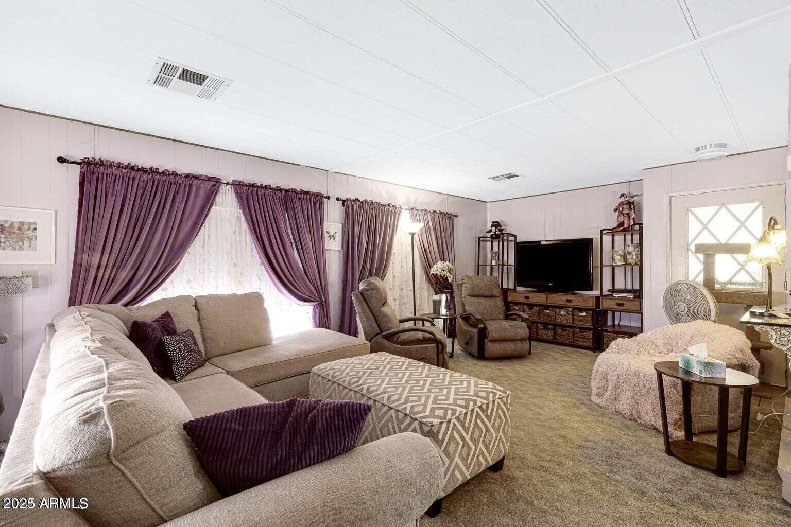 305 S Val Vista Drive 125