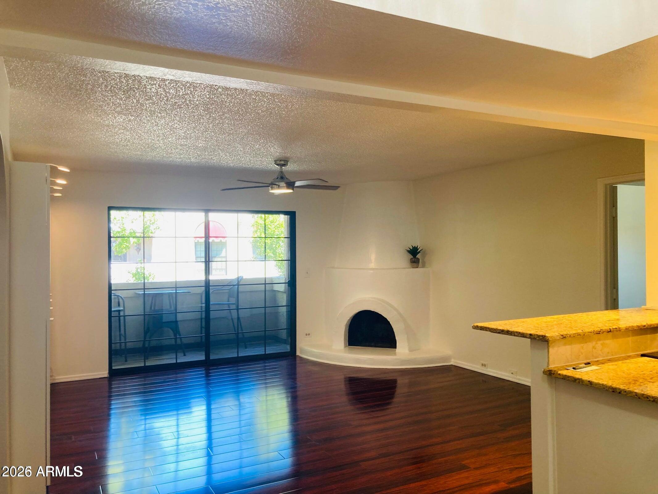 7557 N DREAMY DRAW Drive 276