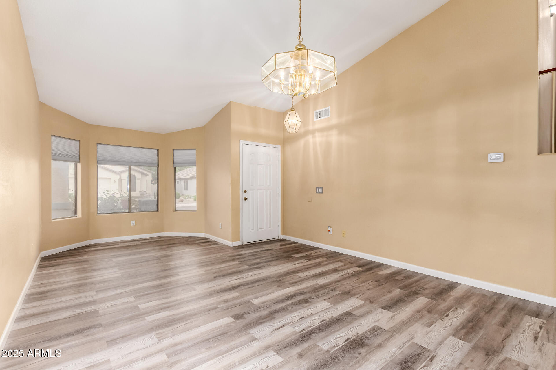 12445 W MONTEBELLO Avenue