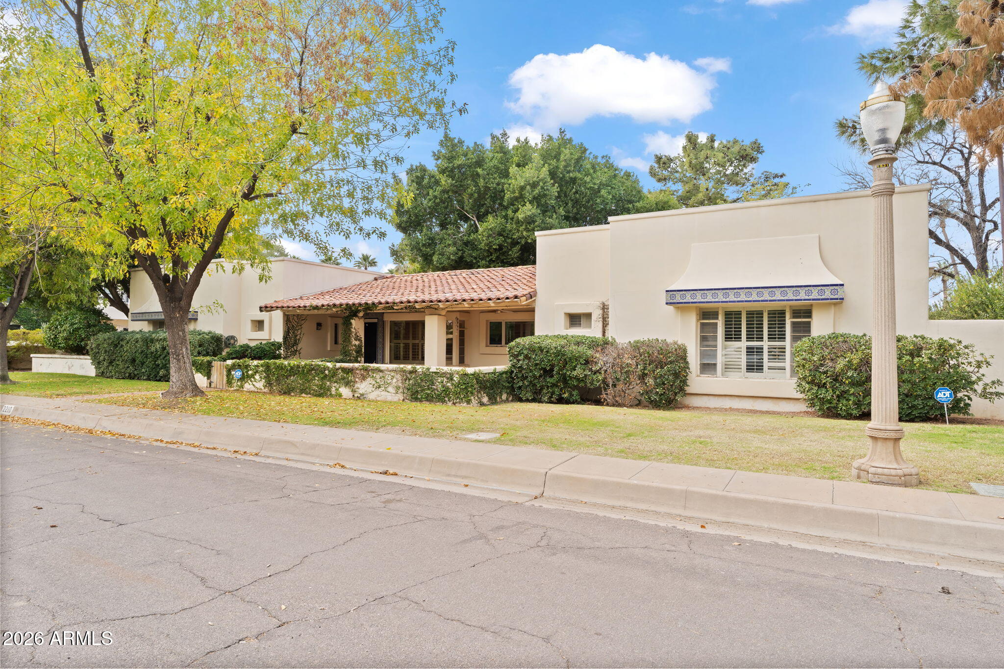 2210 ENCANTO Drive NW