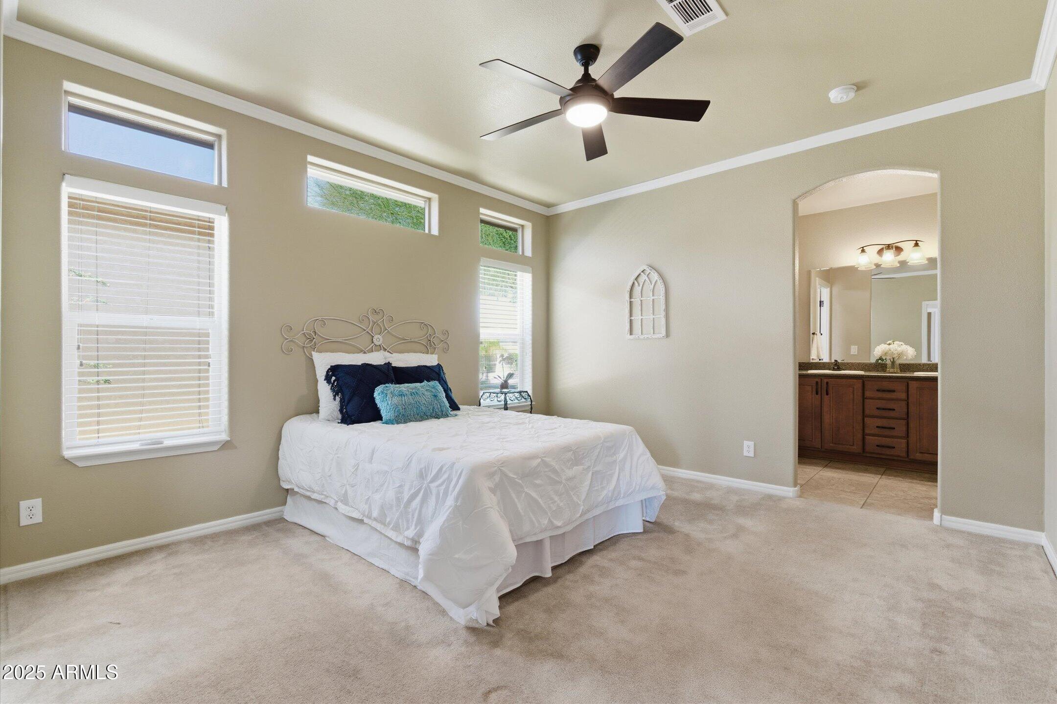 7373 E US HWY 60 -- 409