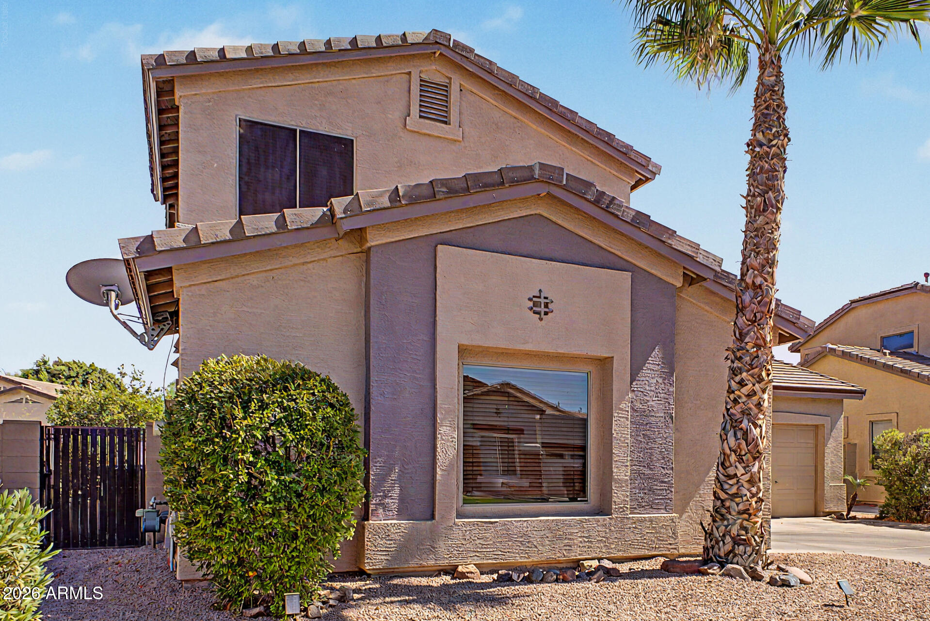 2567 E REMINGTON Place