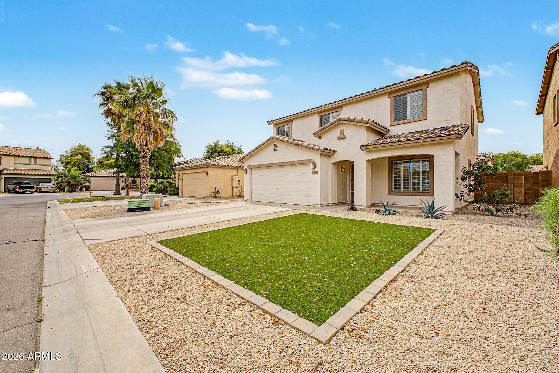 1725 E ANASTASIA Street