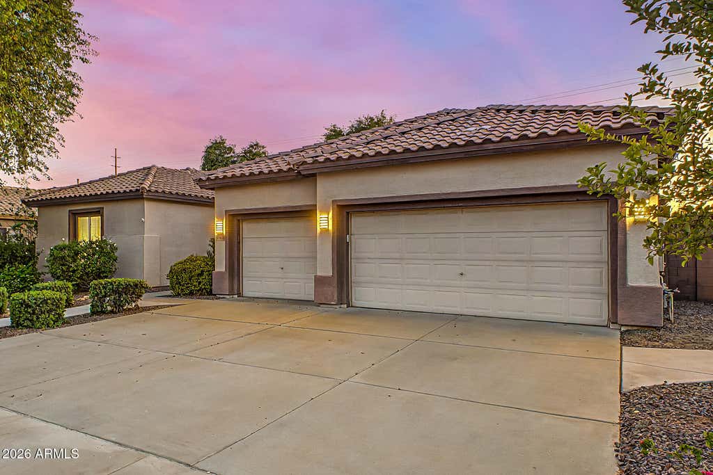 Photo of 5610 S Eucalyptus Place, Chandler, AZ 85249 (MLS # 7029377)