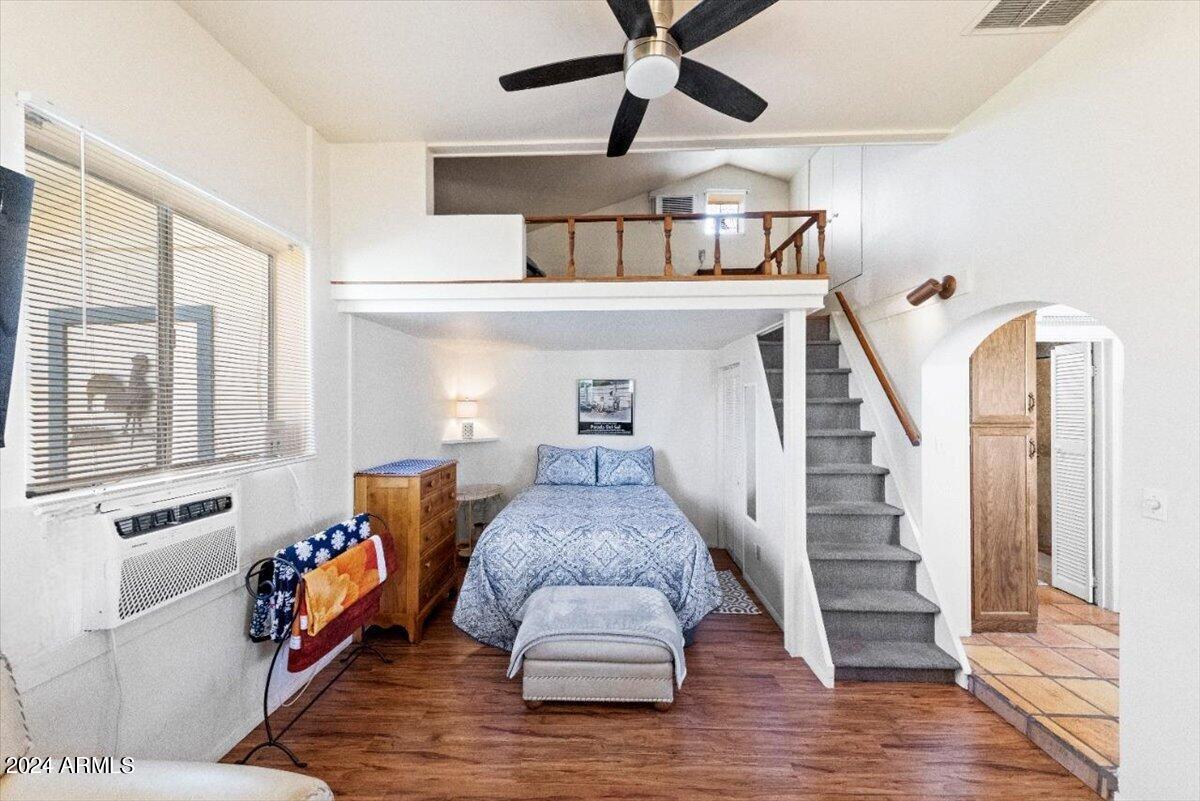 8507 E HAZELWOOD Street Guest H