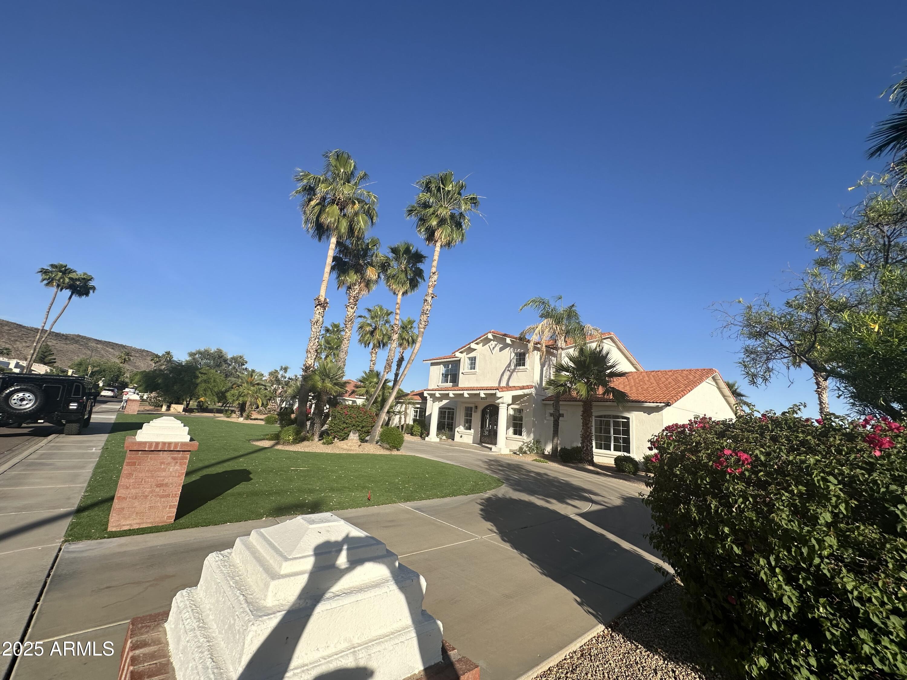 6337 W DEER VALLEY Road