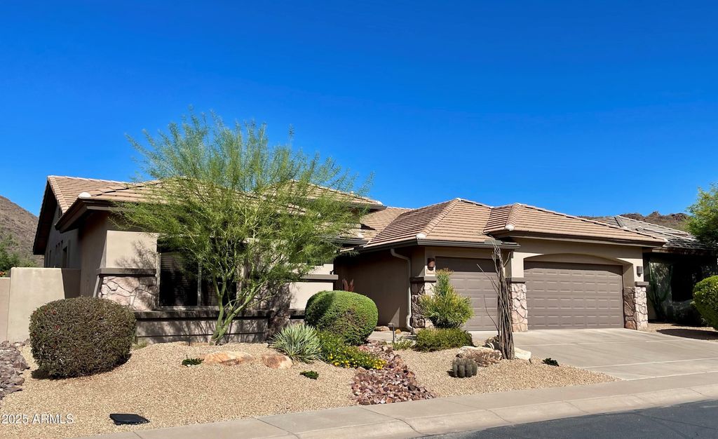 Photo of 9032 N Longfeather, Fountain Hills, AZ 85268 (MLS # 6921926)