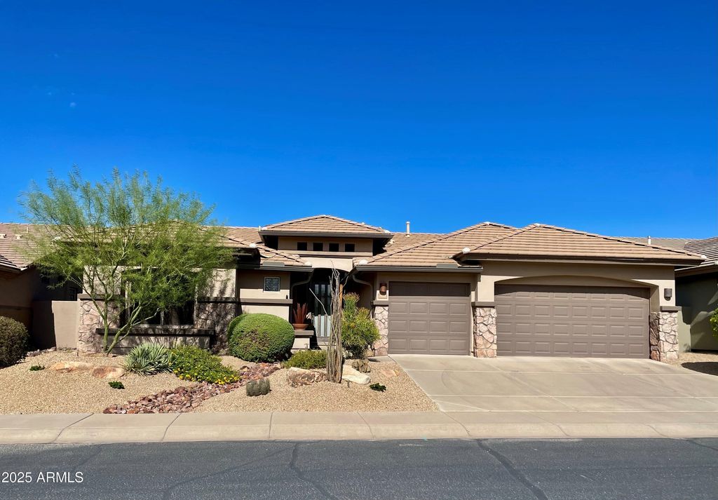 Photo of 9032 N Longfeather, Fountain Hills, AZ 85268 (MLS # 6921926)
