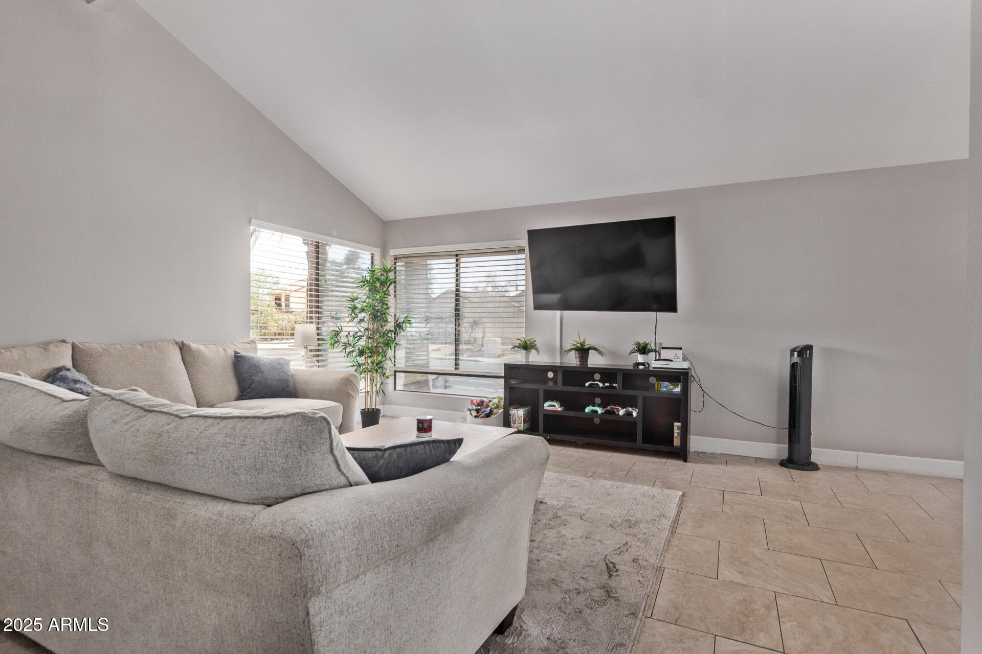 Homes 3 1914 S BROOKS Circle