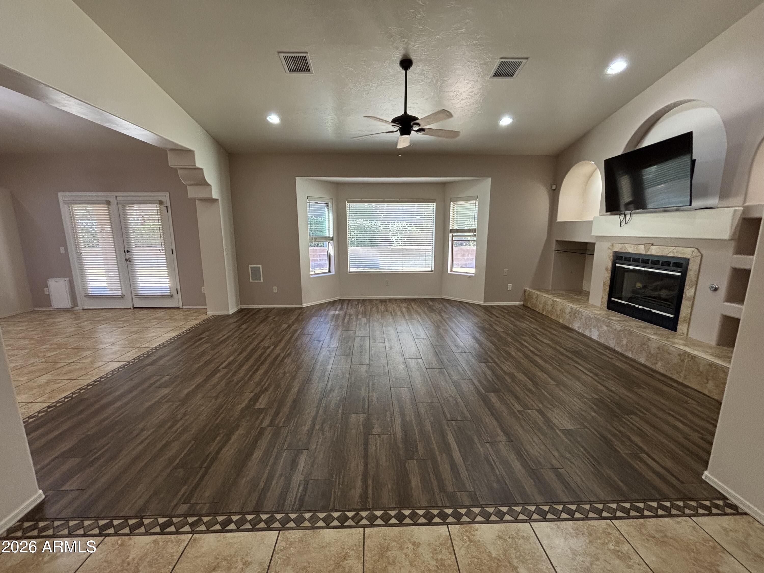 2180 REMINGTON Drive