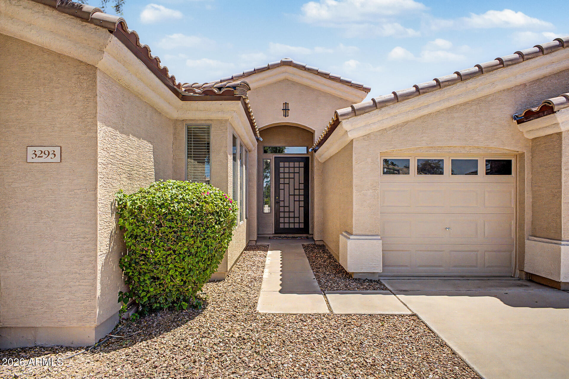 3293 E RED OAK Lane