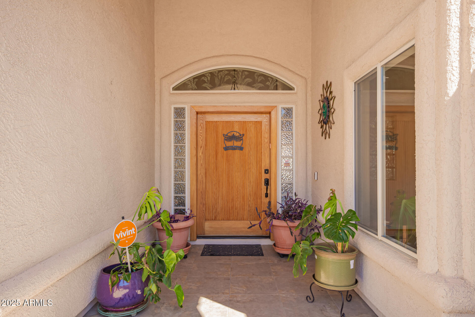 10233 N DEMARET Drive