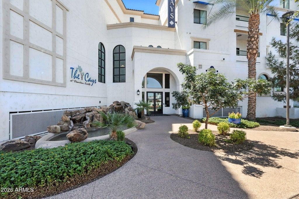 Photo of 2511 W Queen Creek Road #201, Chandler, AZ 85248 (MLS # 7048711)