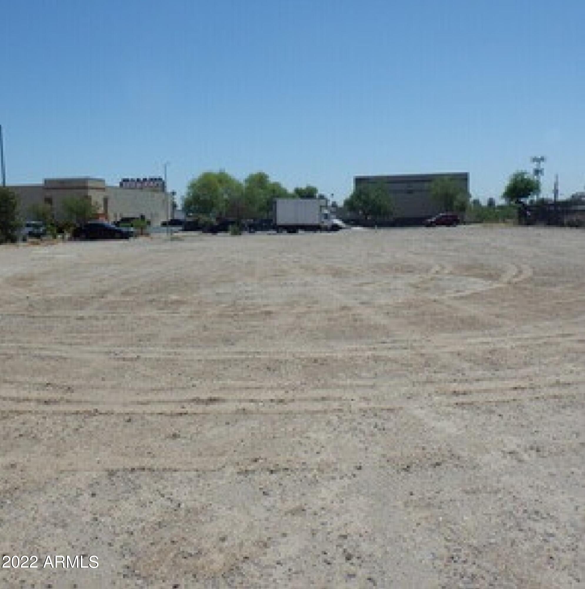 2824 N 36th Avenue 35