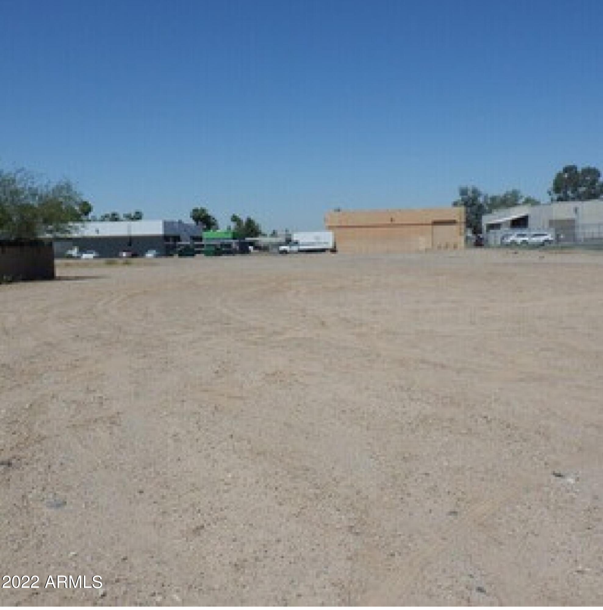 2824 N 36th Avenue 35