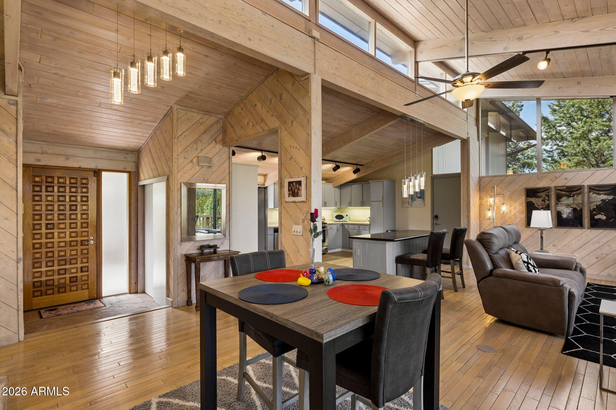 ROLLING HILLS ESTATES 3 - Residential