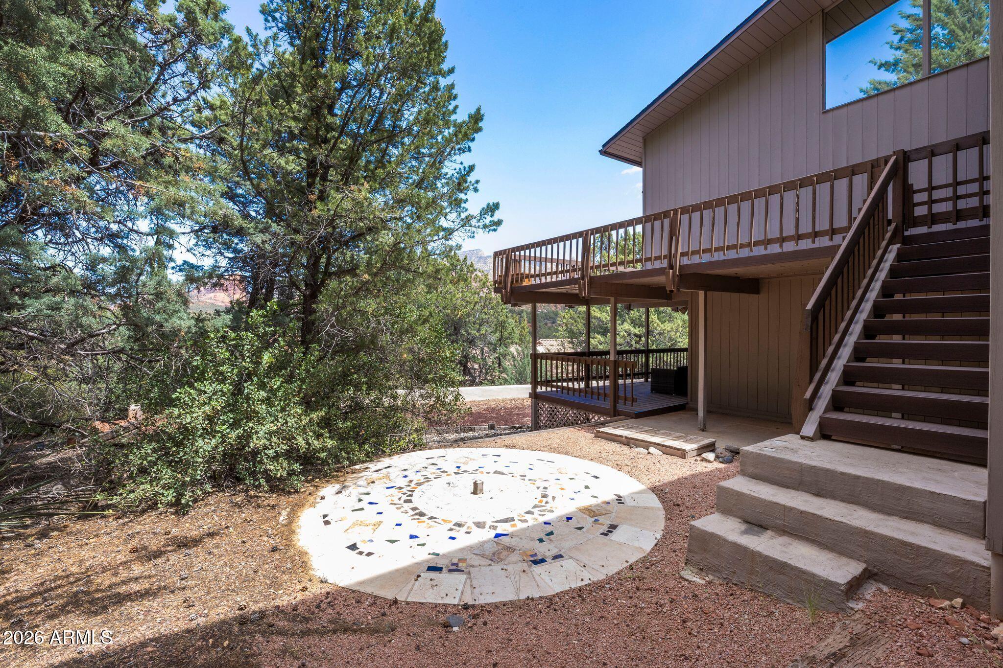 ROLLING HILLS ESTATES 3 - Residential