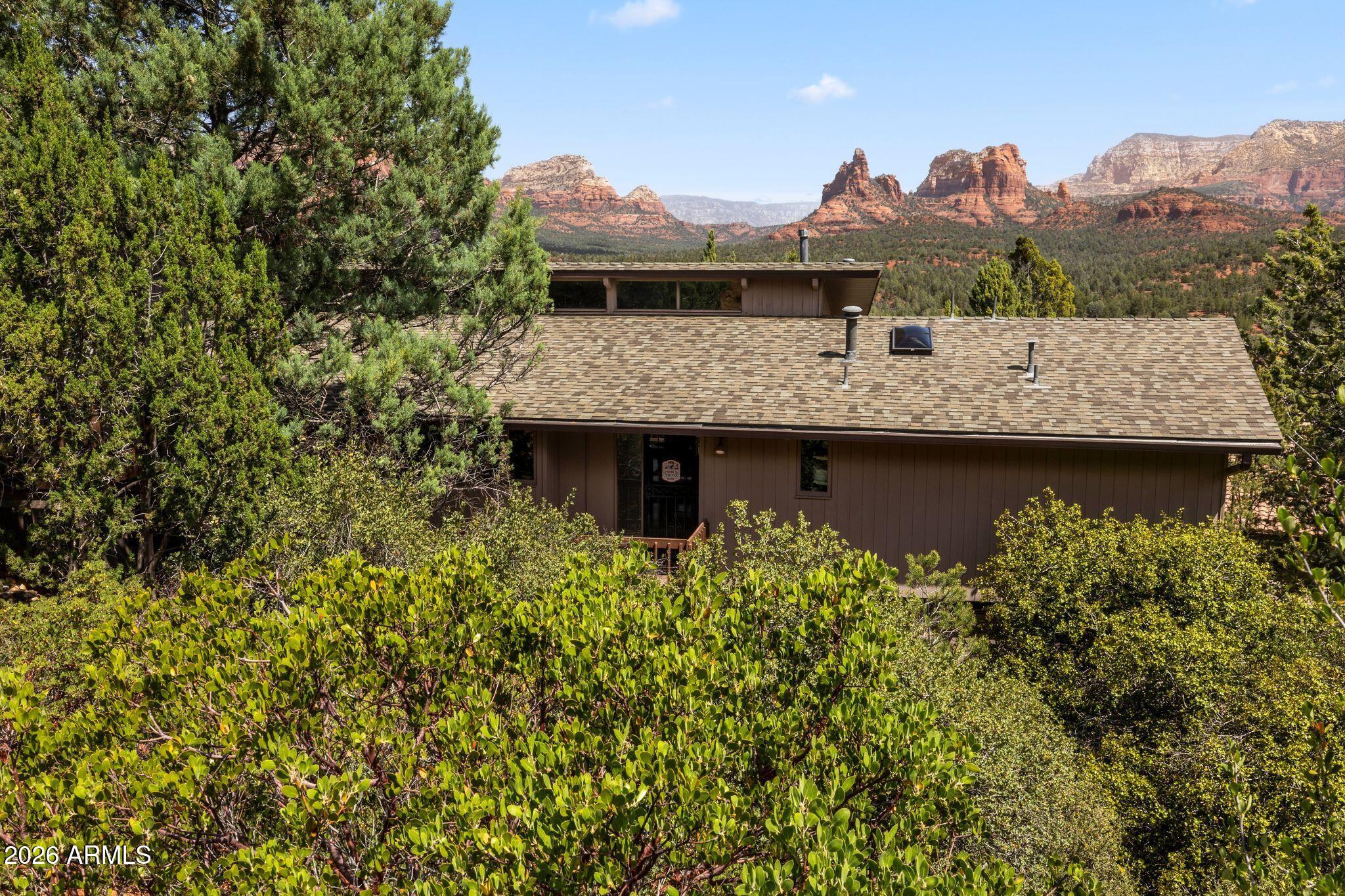 ROLLING HILLS ESTATES 3 - Residential