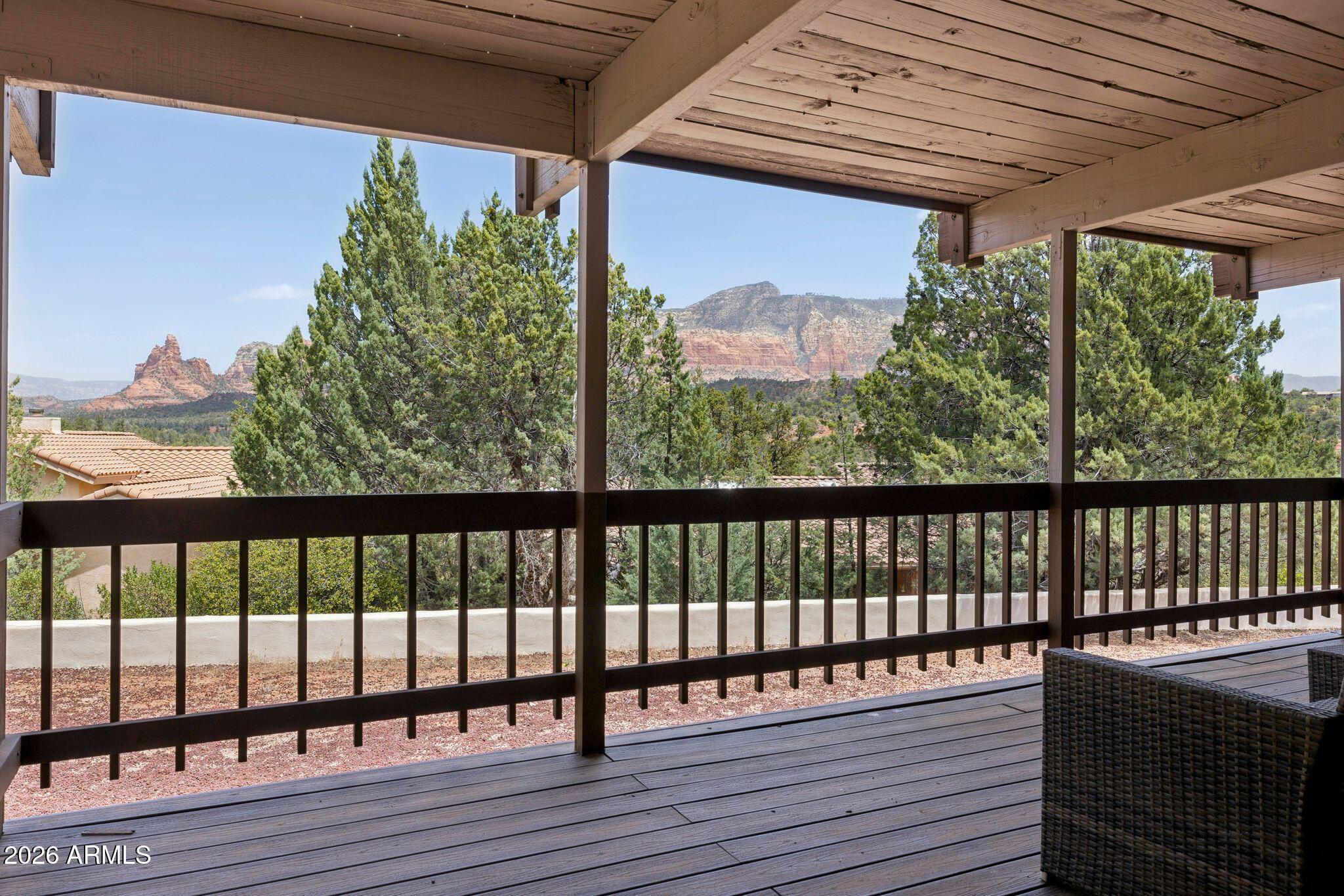 ROLLING HILLS ESTATES 3 - Residential