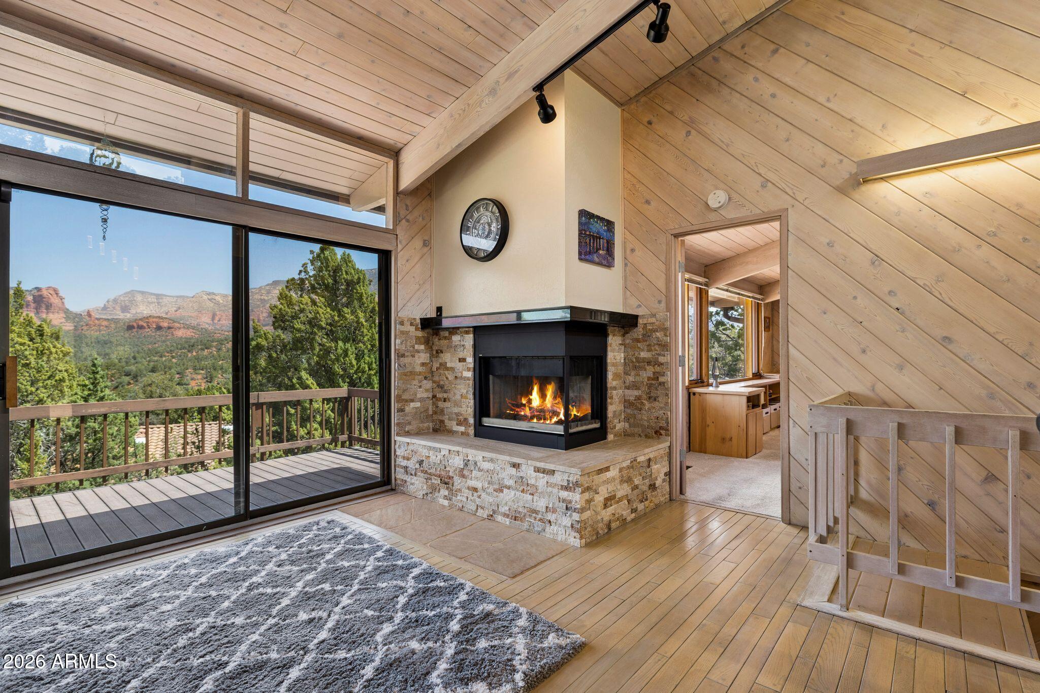 ROLLING HILLS ESTATES 3 - Residential