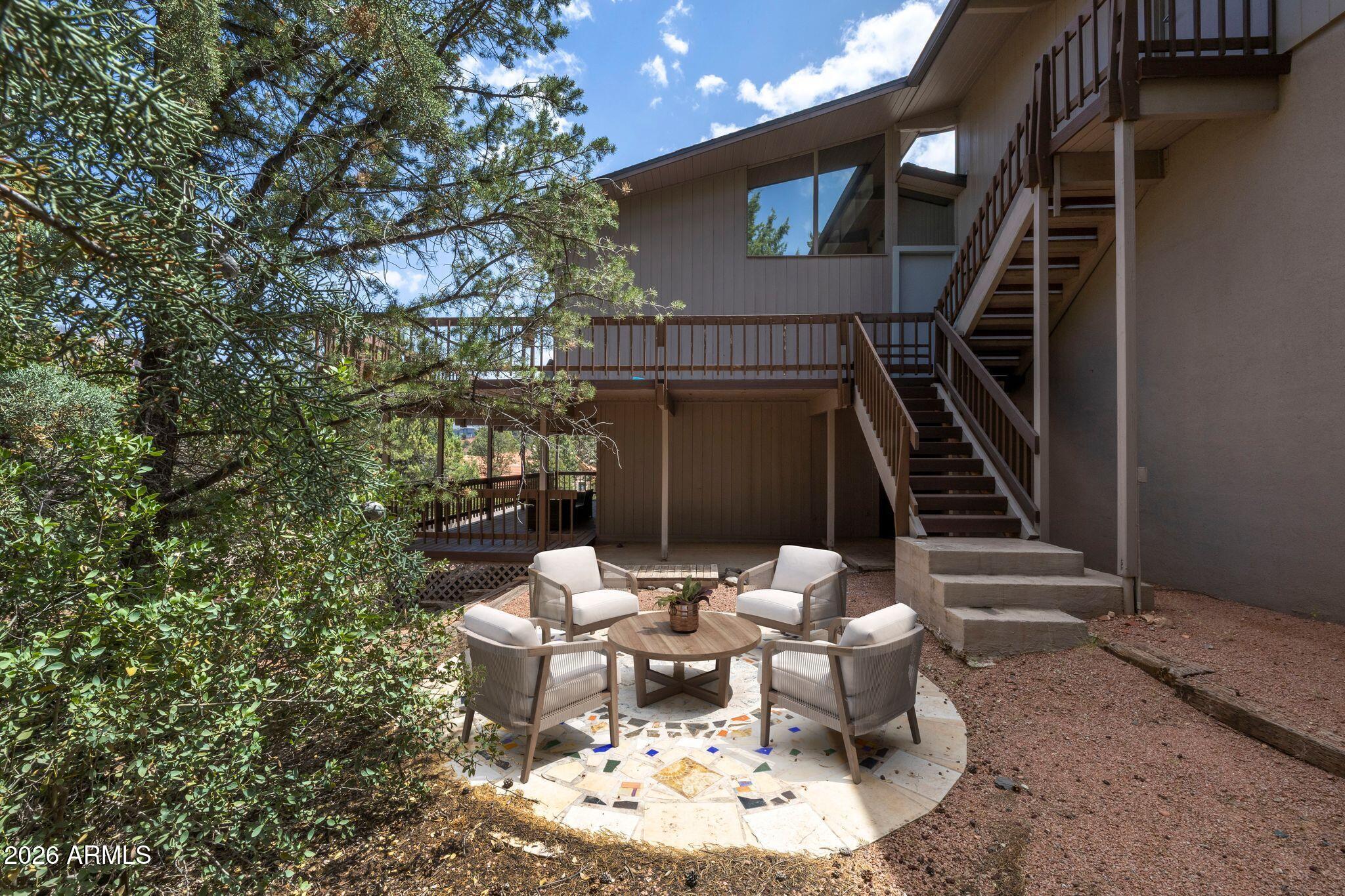 ROLLING HILLS ESTATES 3 - Residential