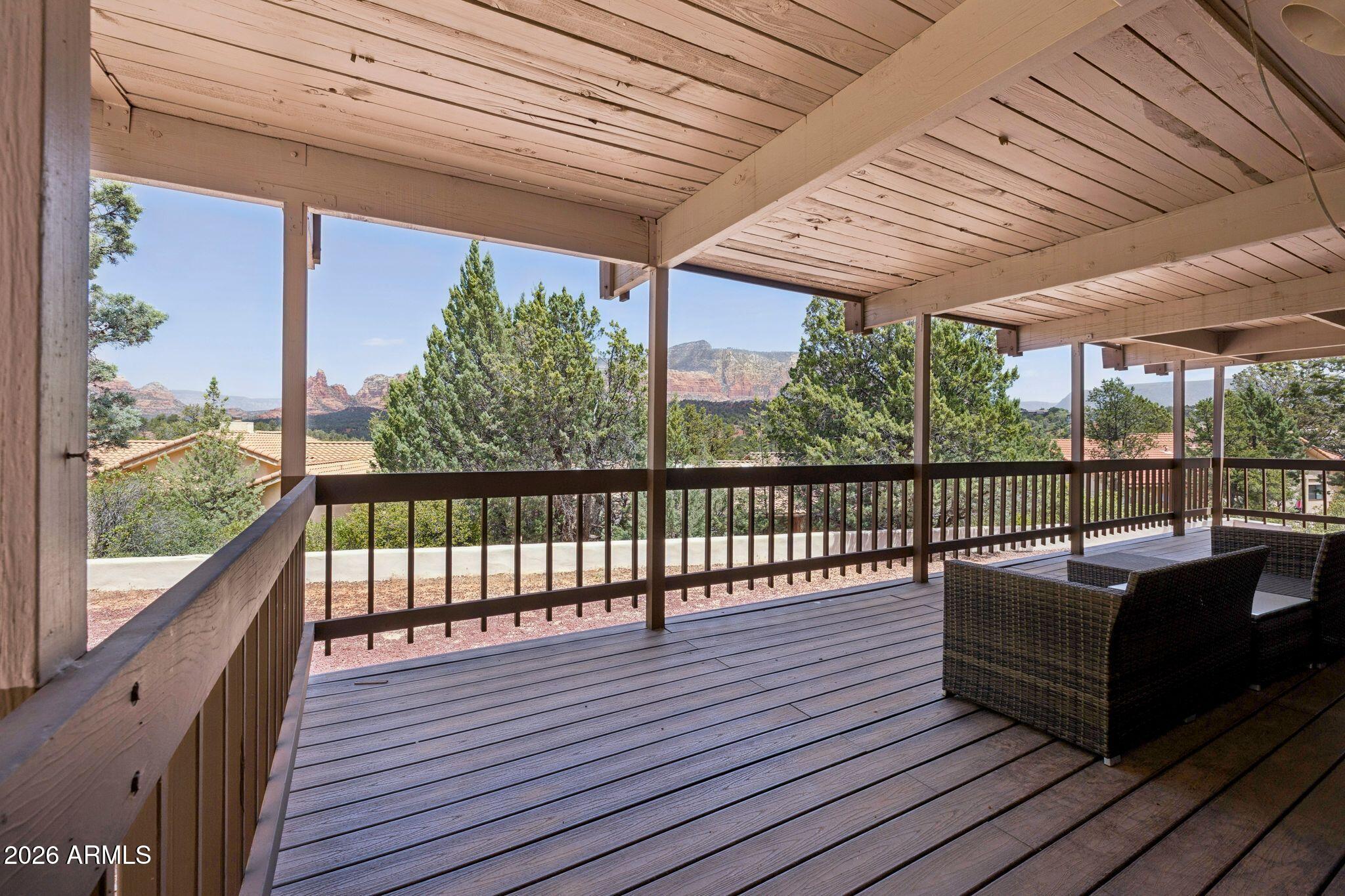 ROLLING HILLS ESTATES 3 - Residential